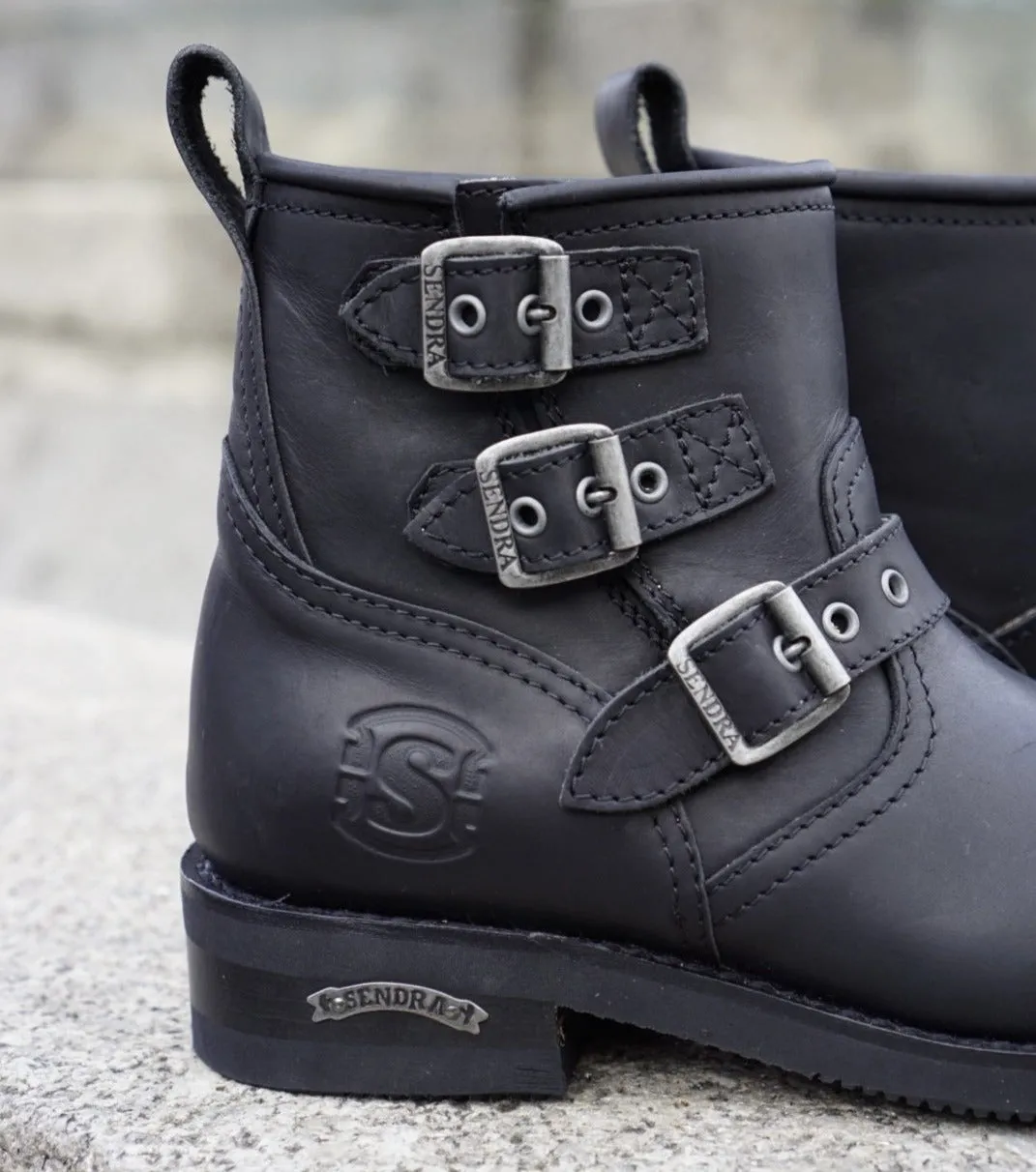 Biker boots short triple buckle - black