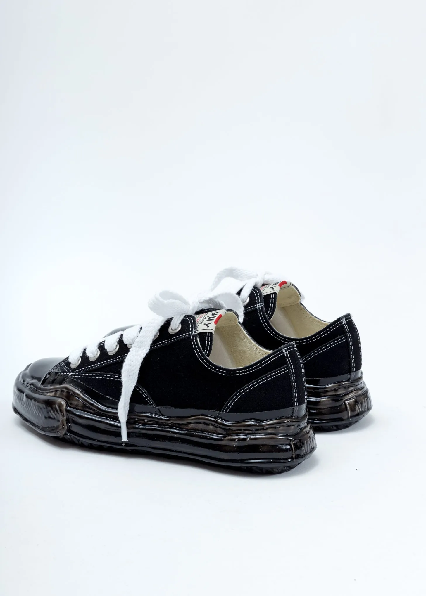 Black Leather Original Sole Dip Low Cut Sneaker