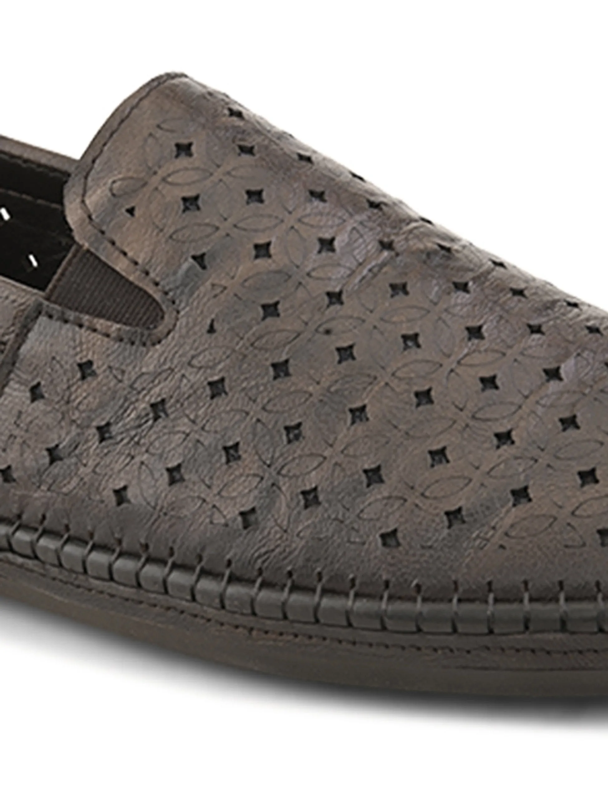 Pelle Albero Male's Brown Leather Casual Mojari
