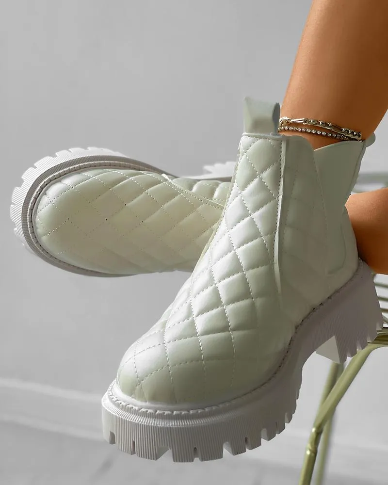 Quilted Minimalist Flatform Chelsea Boots